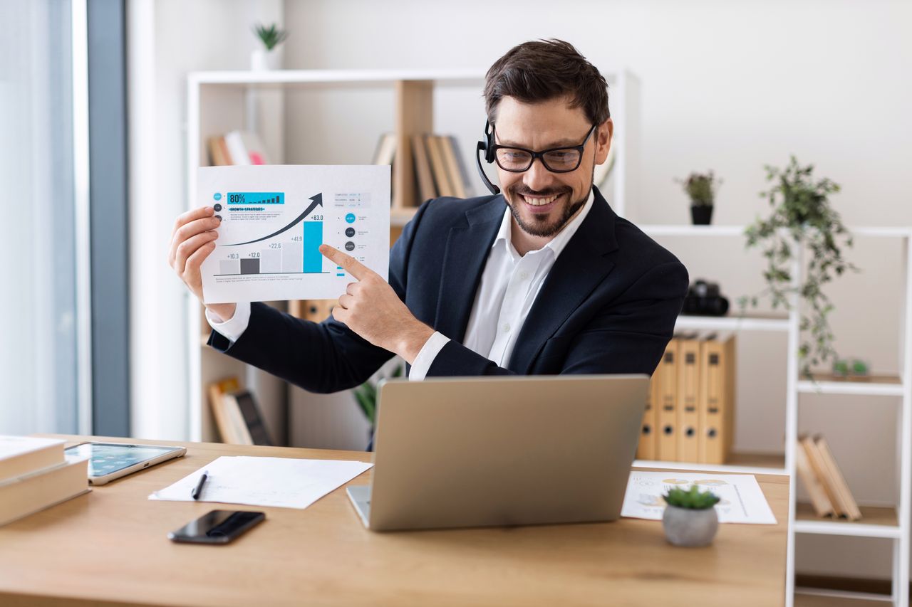 Expertise en prospection B2B pour la transition écologique : analyse marché, ciblage sectoriel et structuration commerciale efficace.